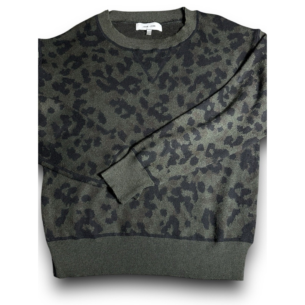 John + Jenn Womens Sweater Green Black Cheetah Print Knit Sz XS Oversized. Camo - Picture 9 of 12